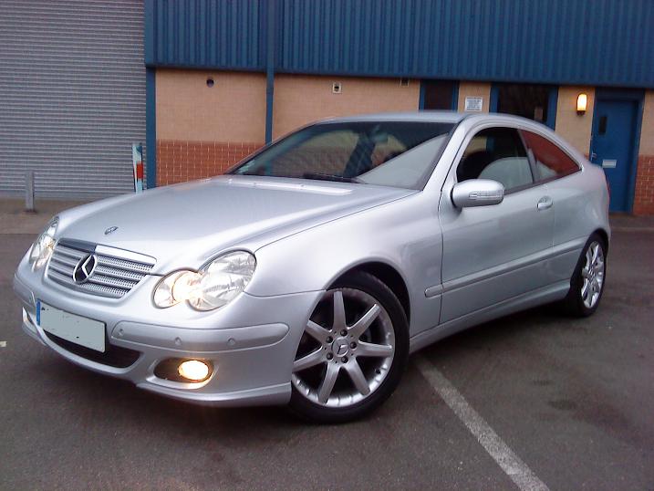 Left hand drive MERCEDES C CLASS C 220 CDI